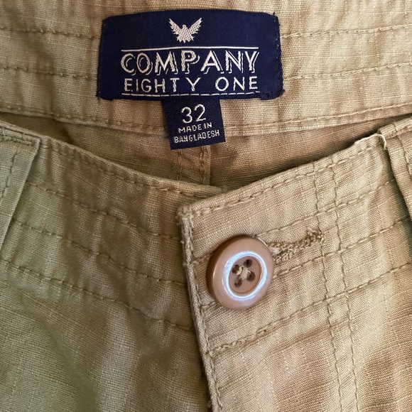Man’s Khaki’s Cargo Shorts - Picture 6 of 6